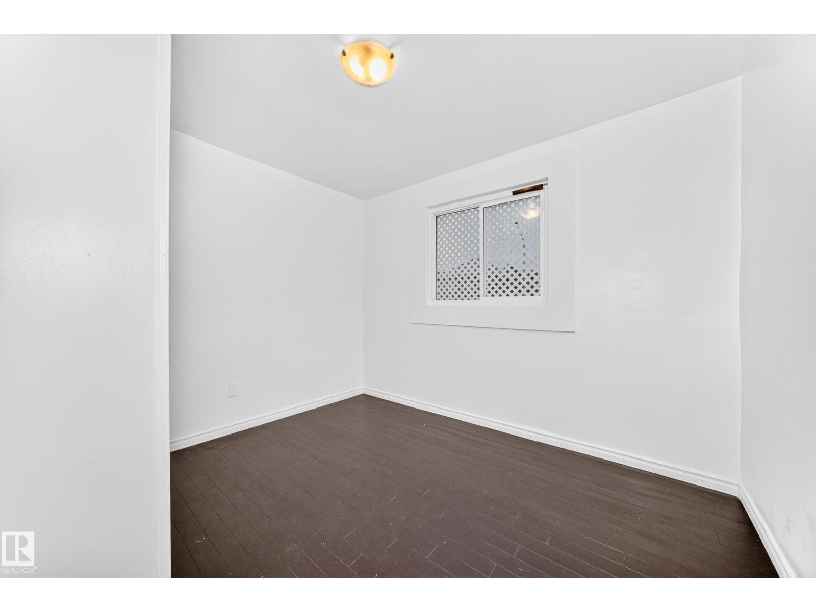 11014 95 St Nw Property Photo 35