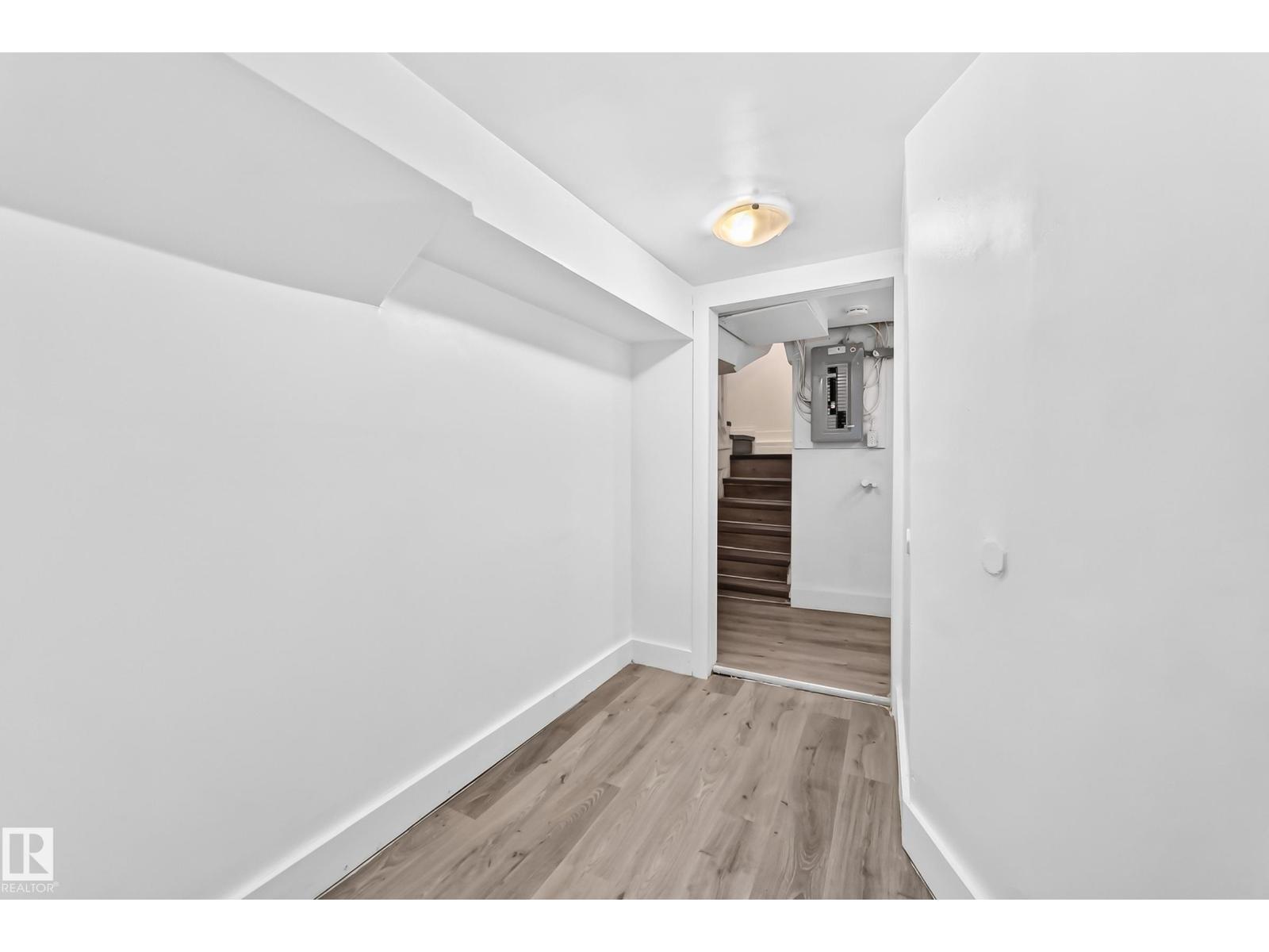 11014 95 St Nw Property Photo 42