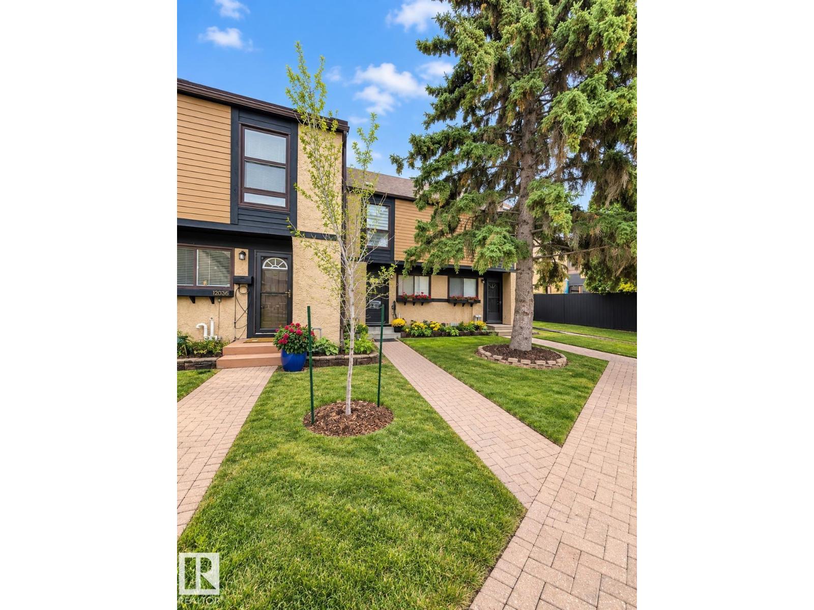 12034 25 Ave Nw Property Photo 1