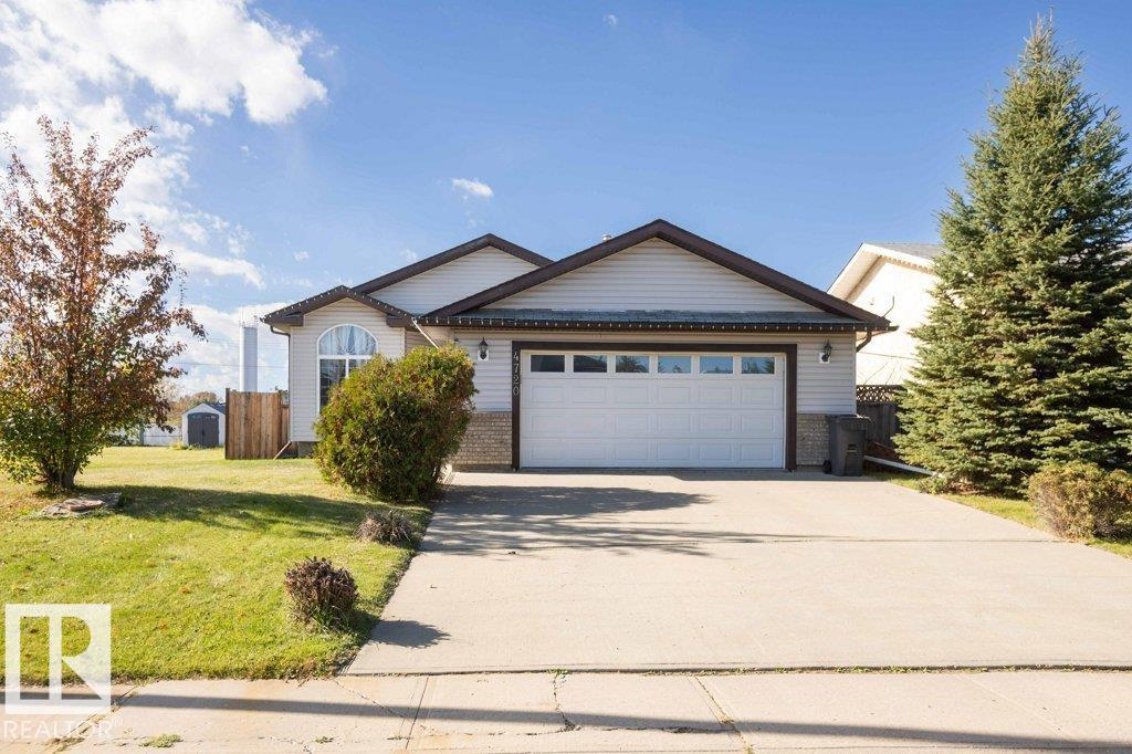 4720 47 St Property Photo 1