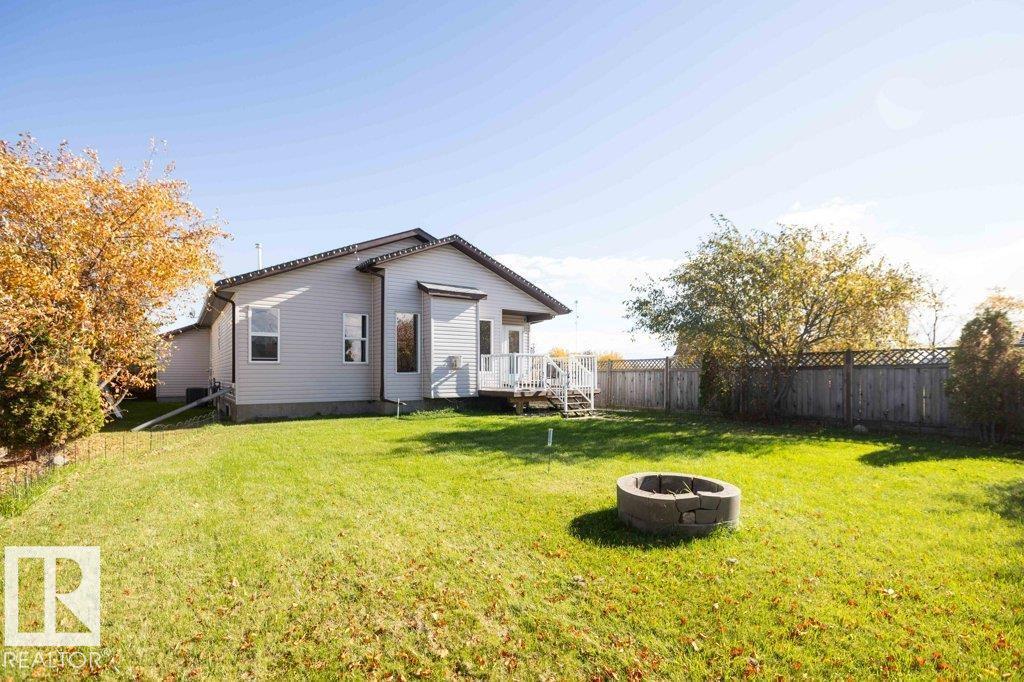 4720 47 St Property Photo 8