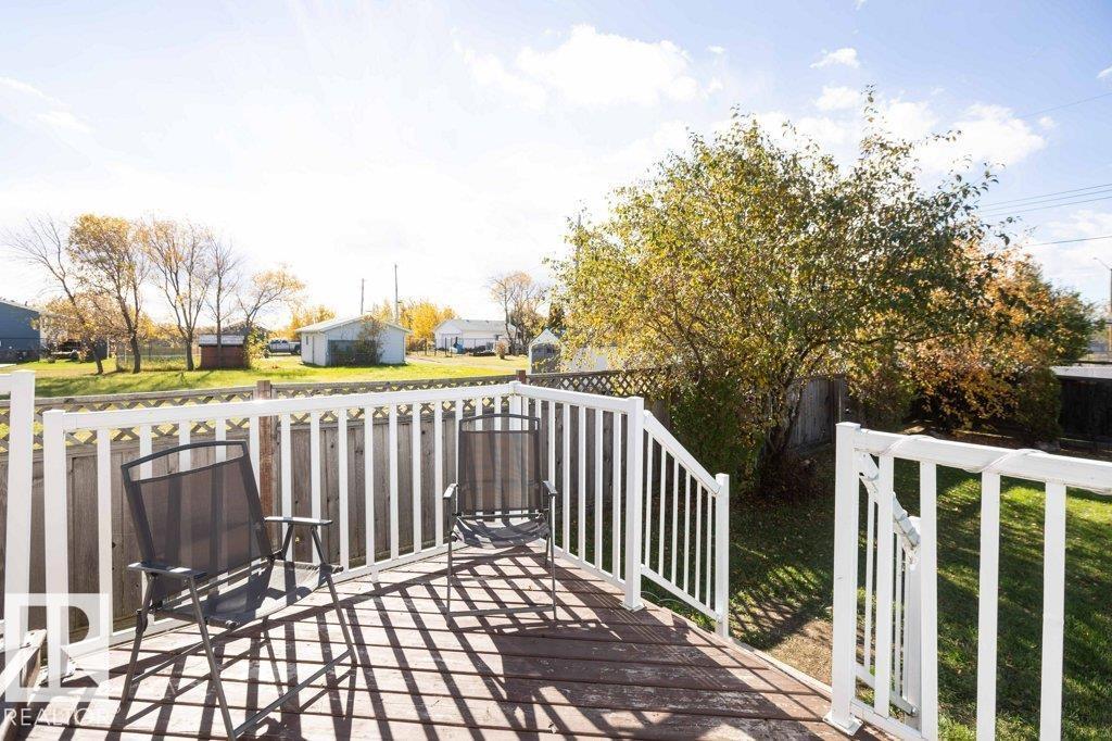 4720 47 St Property Photo 10