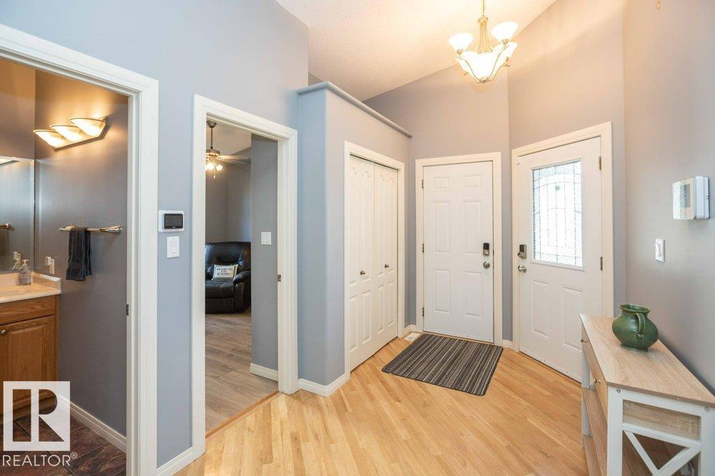 4720 47 St Property Photo 13