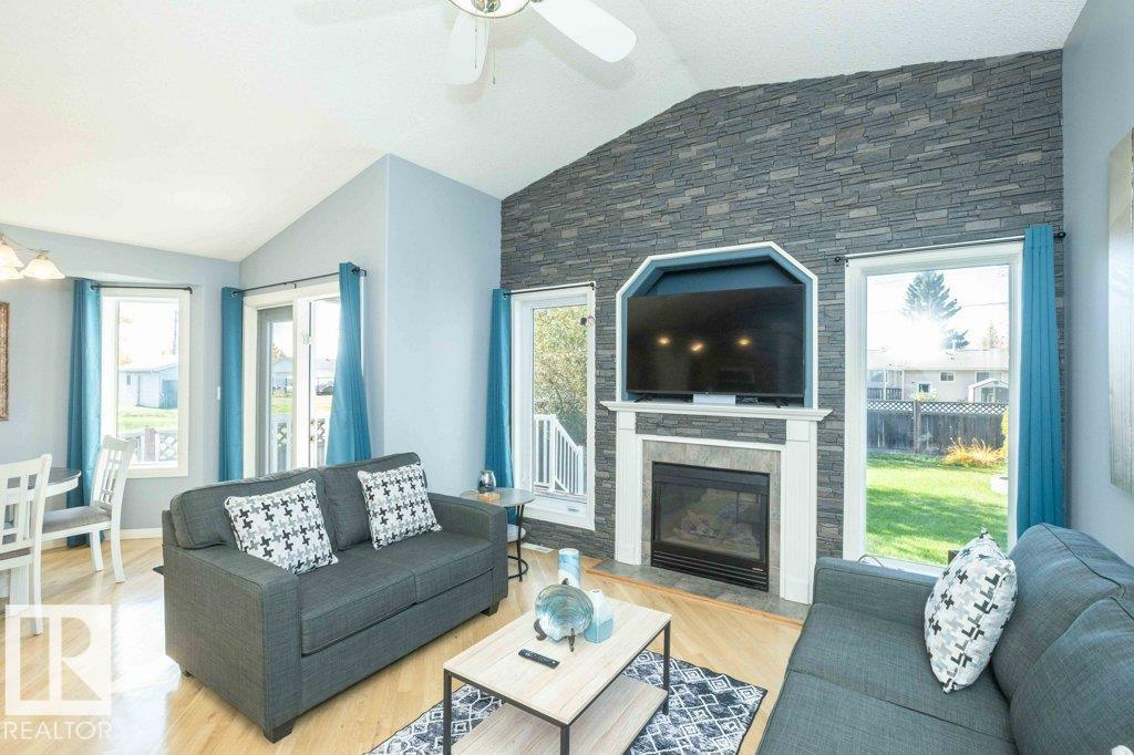 4720 47 St Property Photo 16