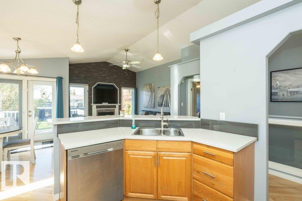 4720 47 St Property Photo 28