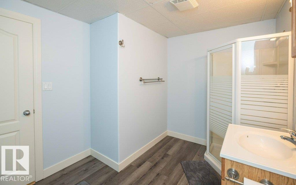 4720 47 St Property Photo 57