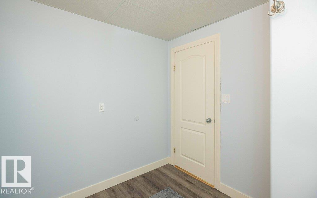 4720 47 St Property Photo 58