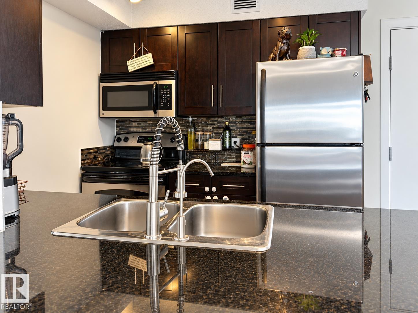 #306 11804 22 Av Sw Property Photo 7
