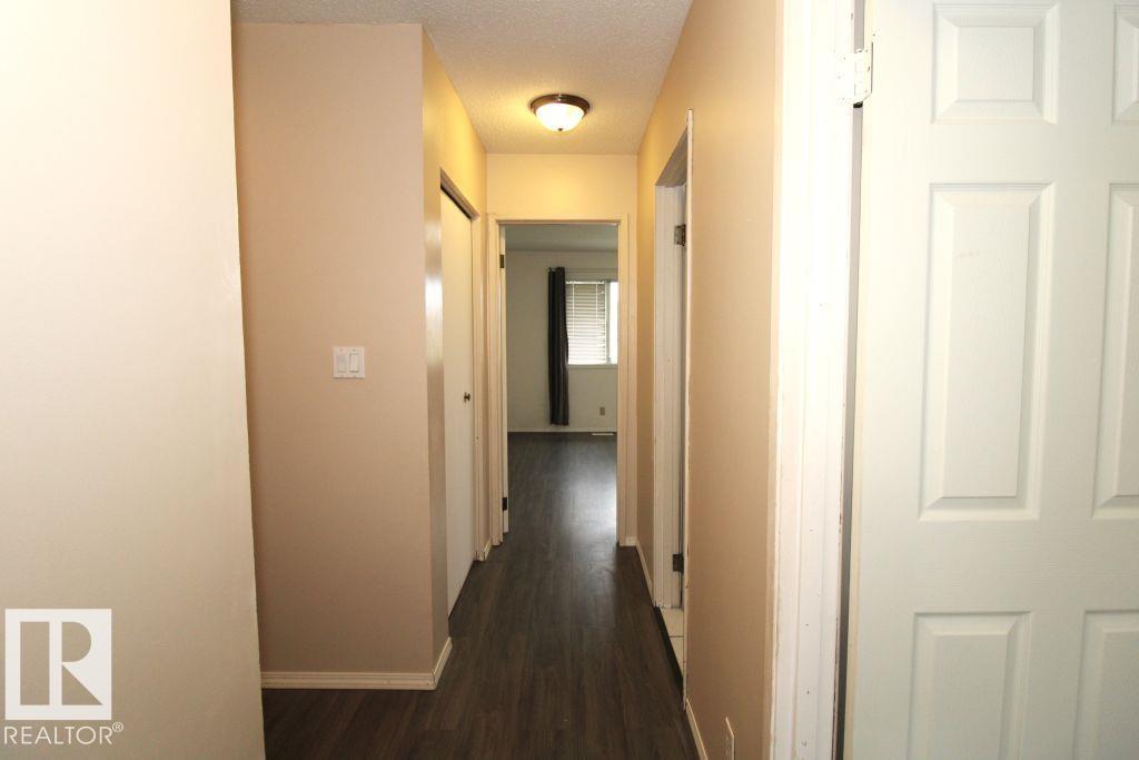 11393 22 Av Nw Property Photo 16