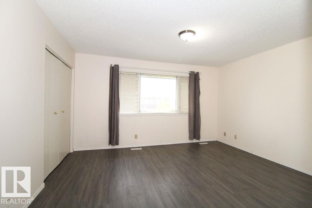 11393 22 Av Nw Property Photo 18