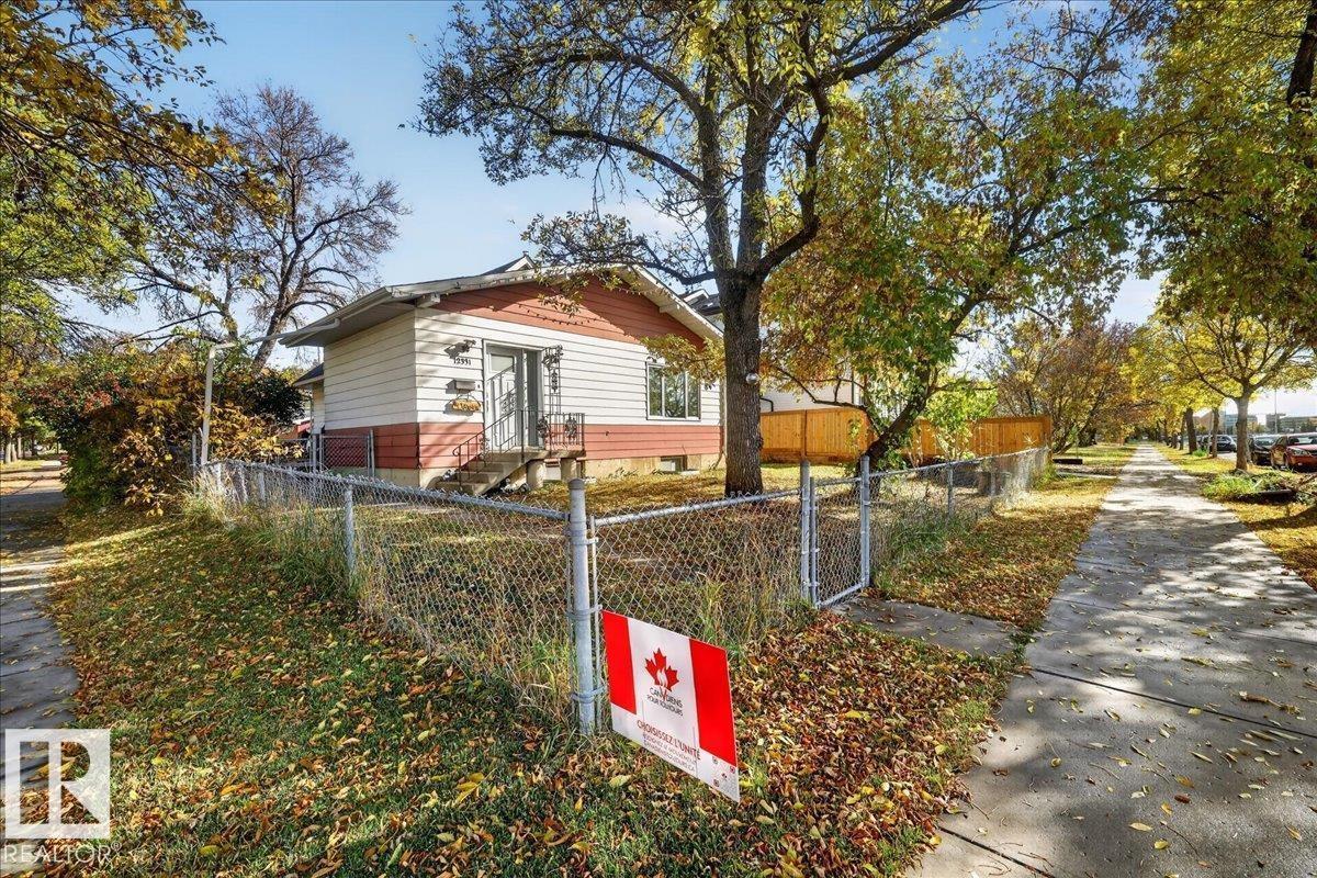 12331 107 St Nw Property Photo 6