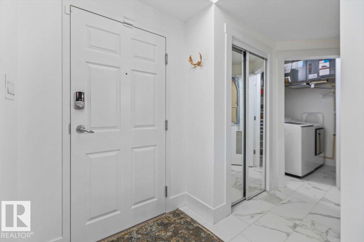 #209 9819 96a St Nw Property Photo 51