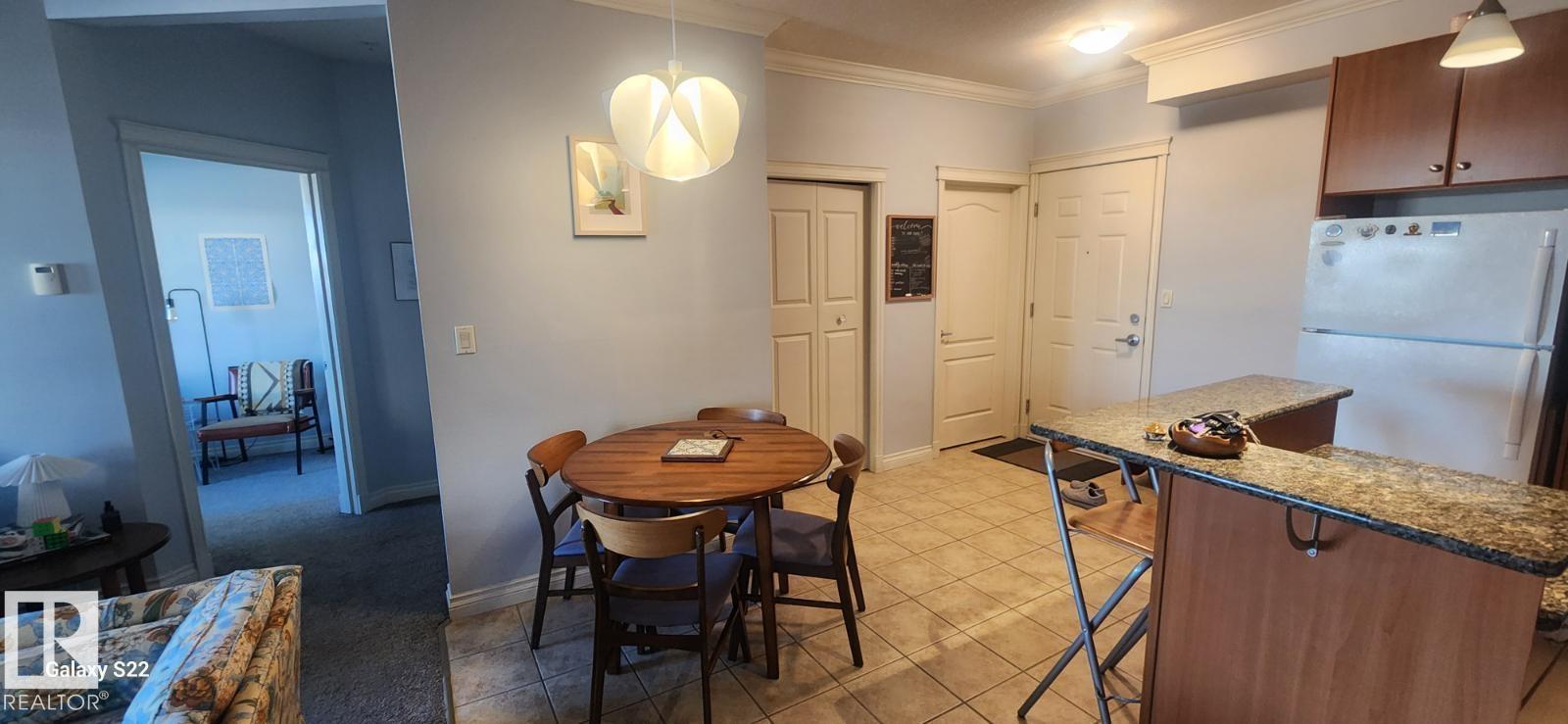 #201 10116 80 Av Nw Property Photo 5