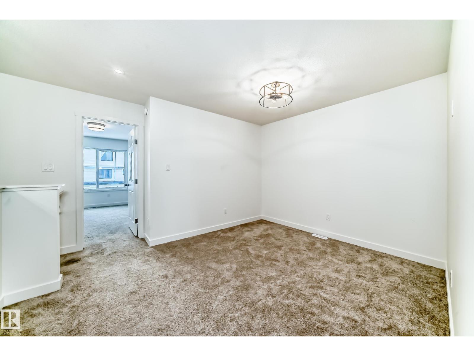 4611 177ave Nw Property Photo 19
