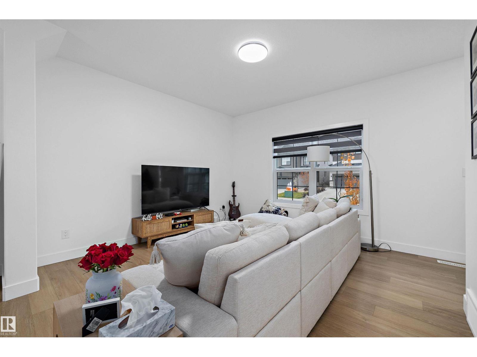 74 Penn Pl Property Photo 5
