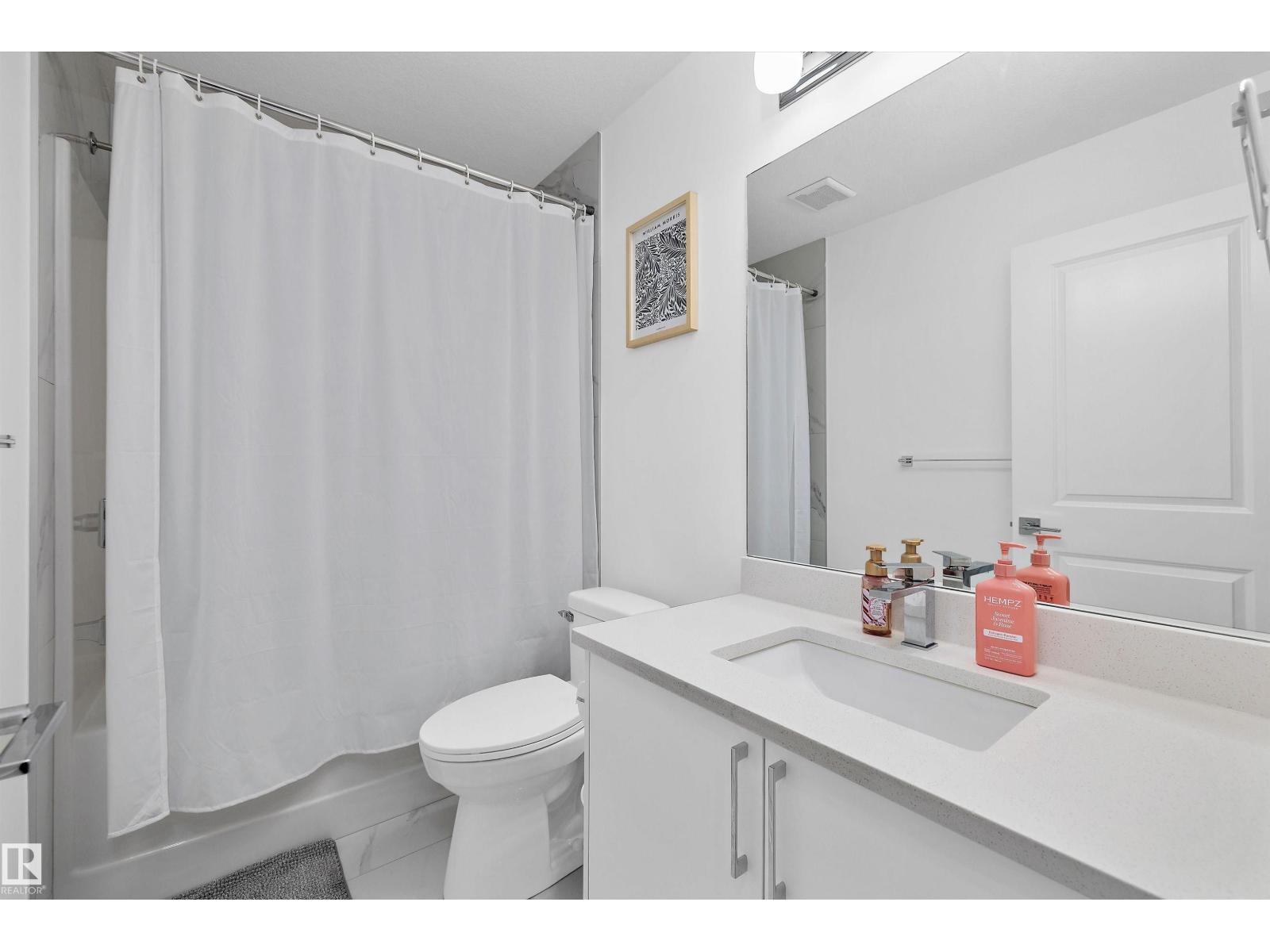 74 Penn Pl Property Photo 21