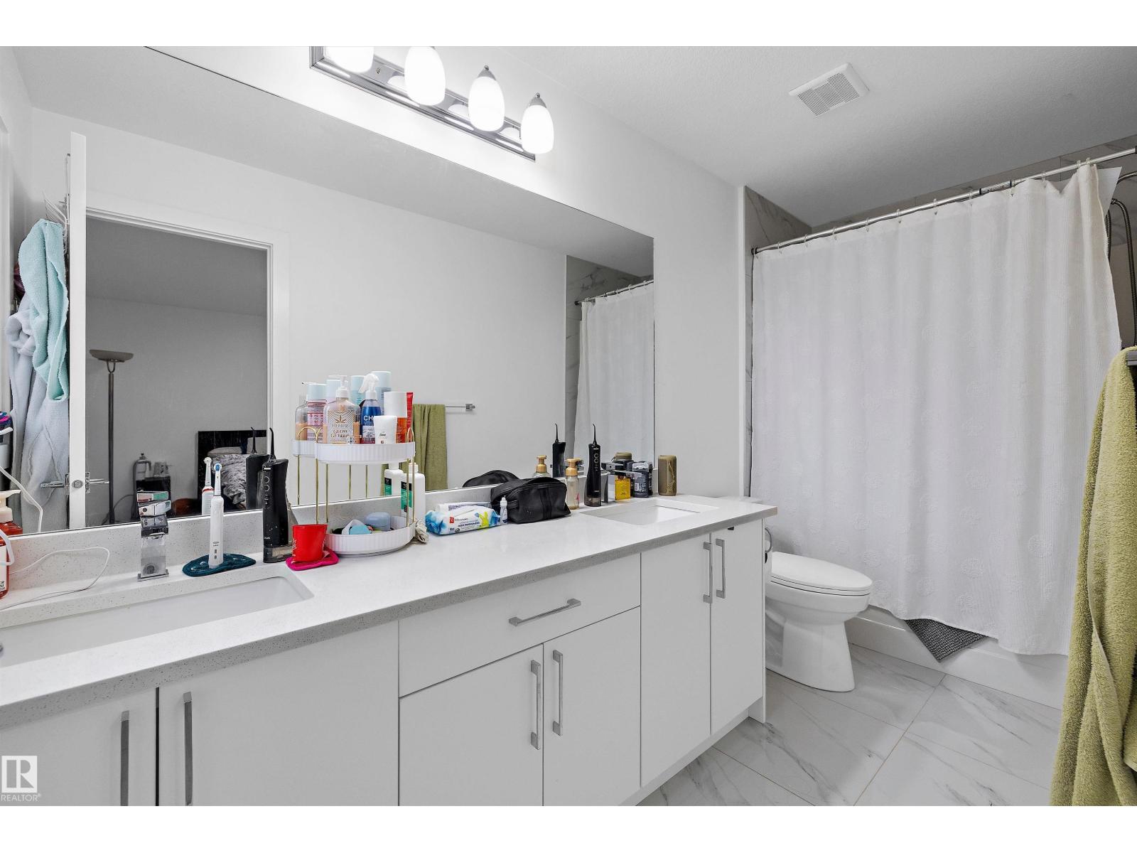 74 Penn Pl Property Photo 26
