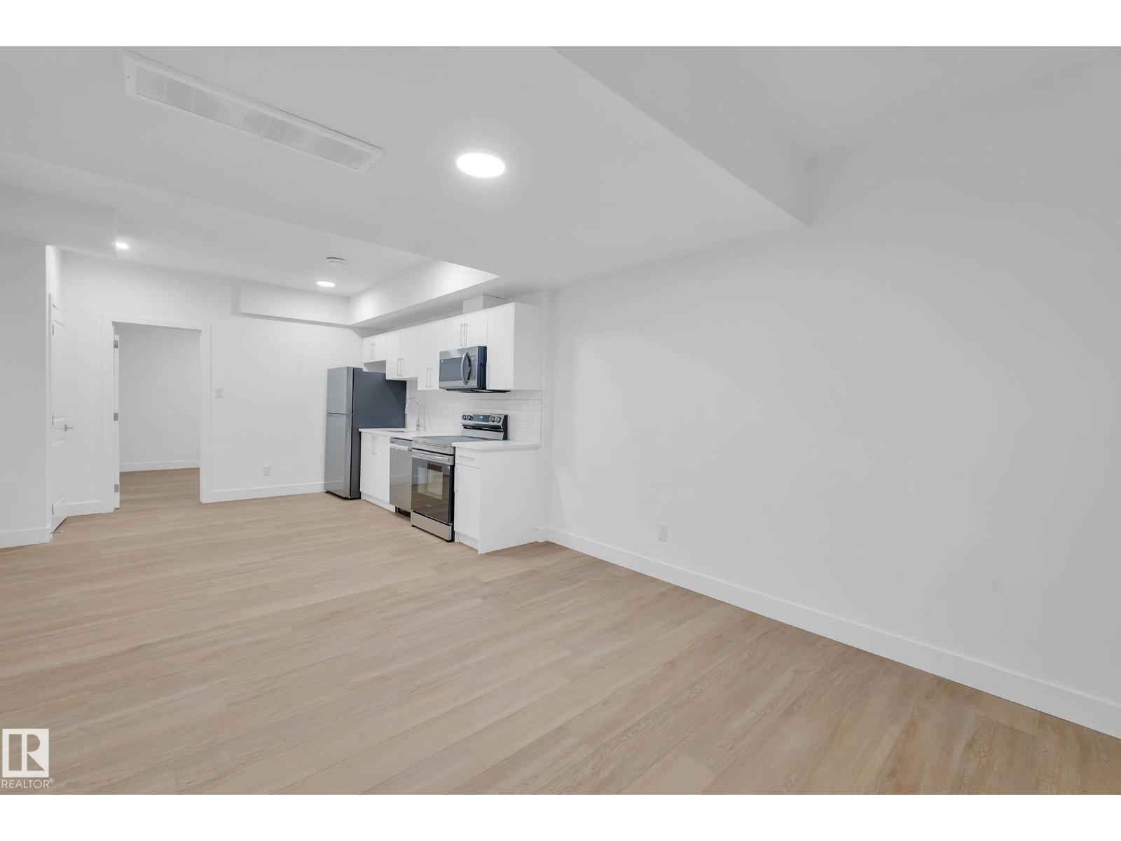 74 Penn Pl Property Photo 30