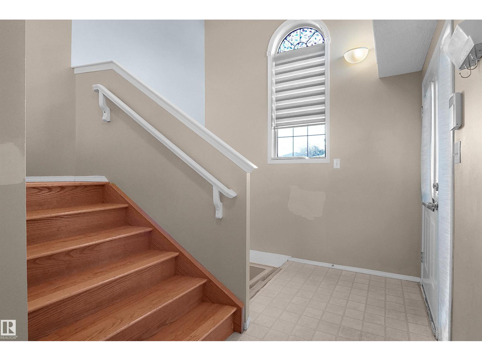 16112 92 St Nw Property Photo 5