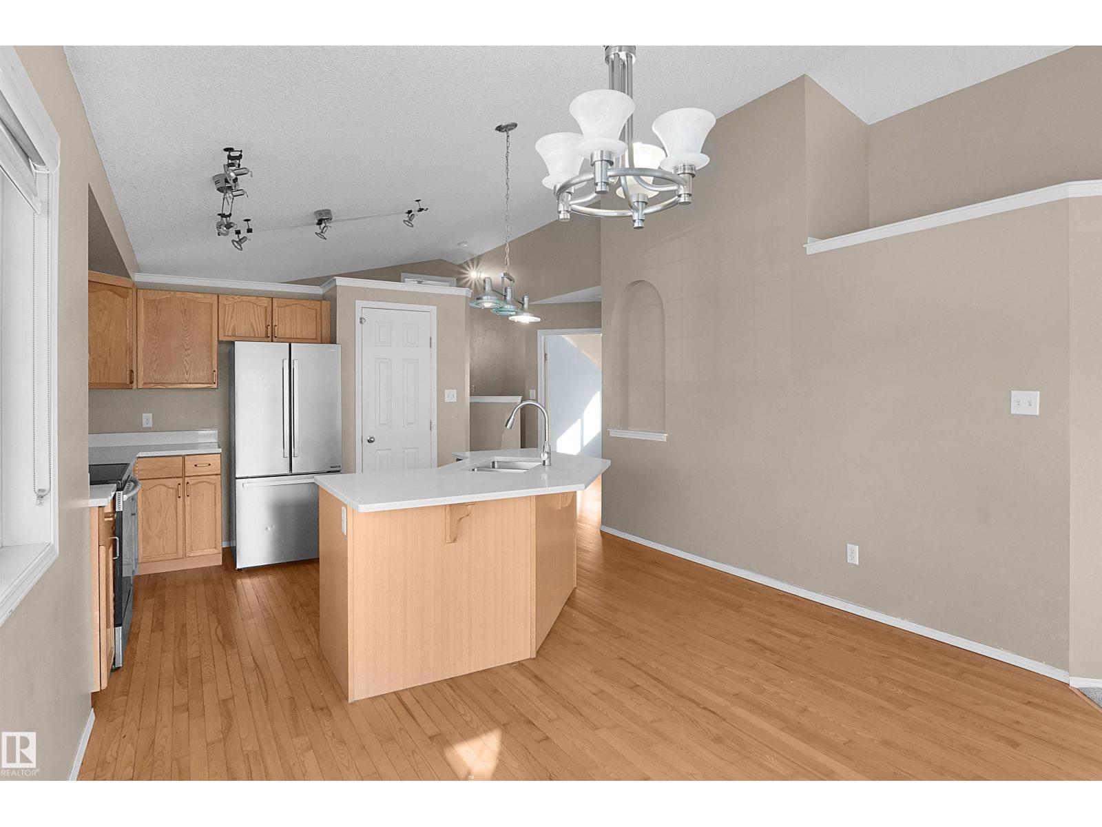 16112 92 St Nw Property Photo 11