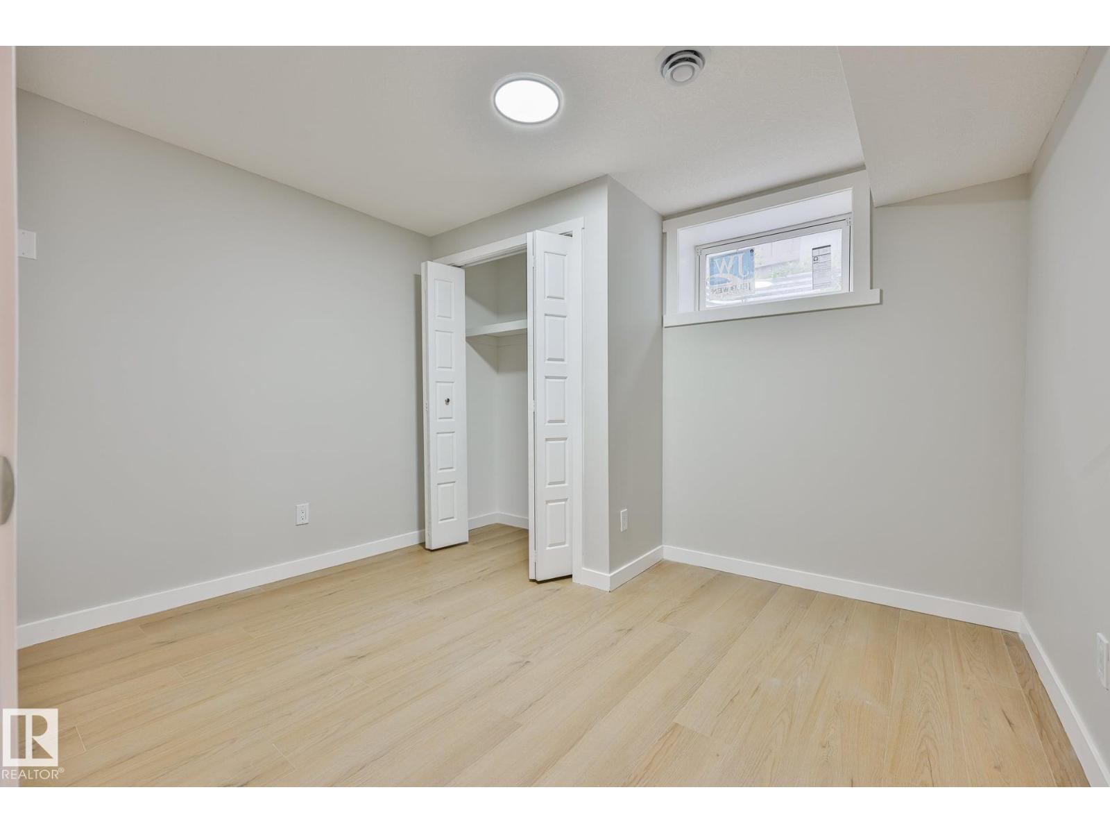 4324 70 St Nw Property Photo 22