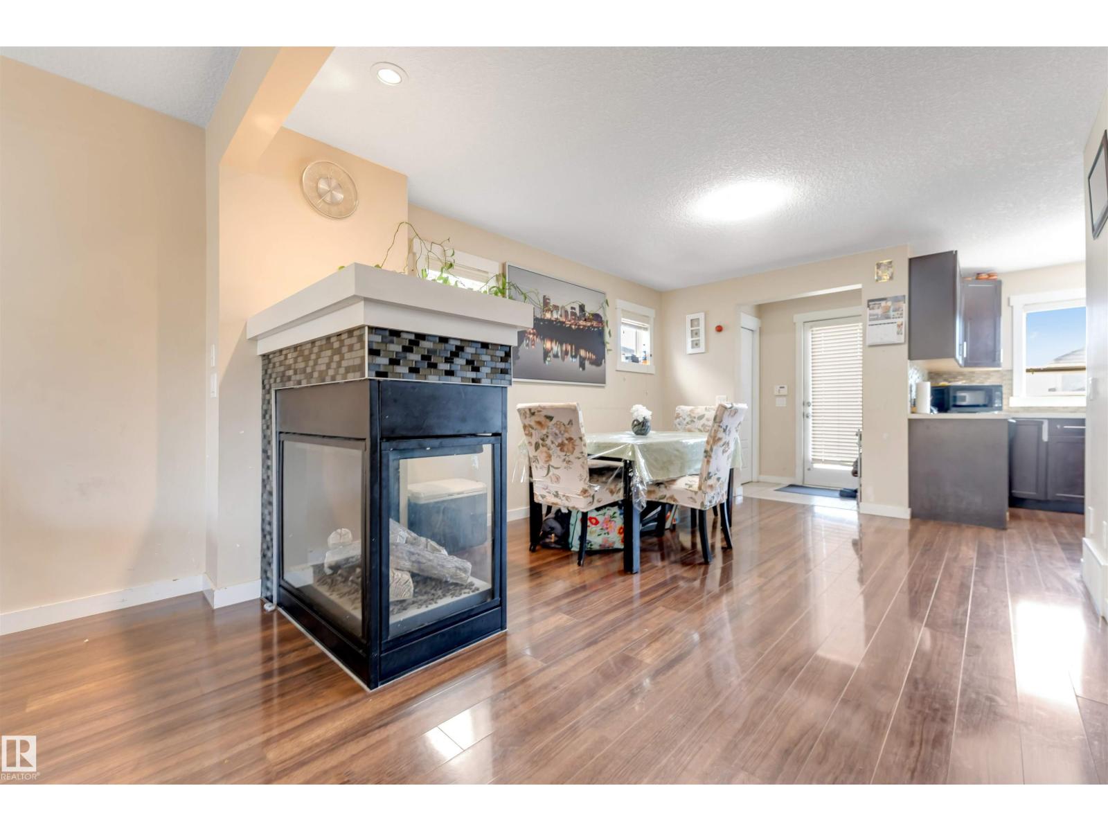 3503 15a St Nw Property Photo 8