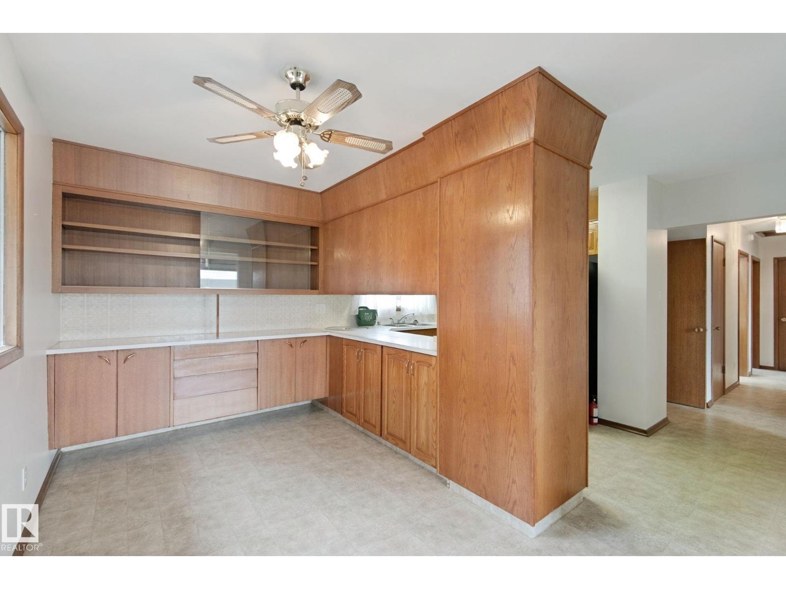 8424 70 St Nw Property Photo 15