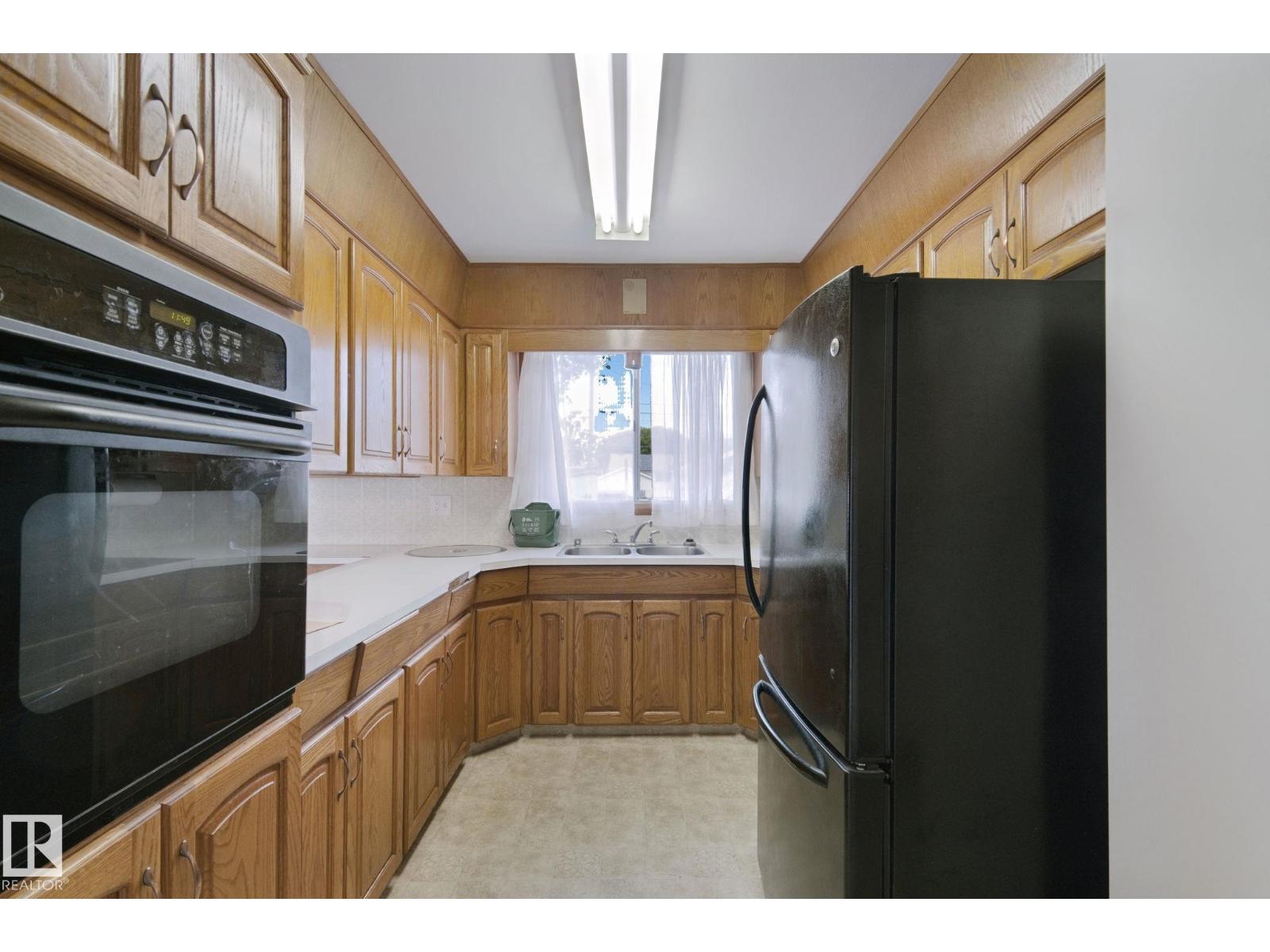 8424 70 St Nw Property Photo 19
