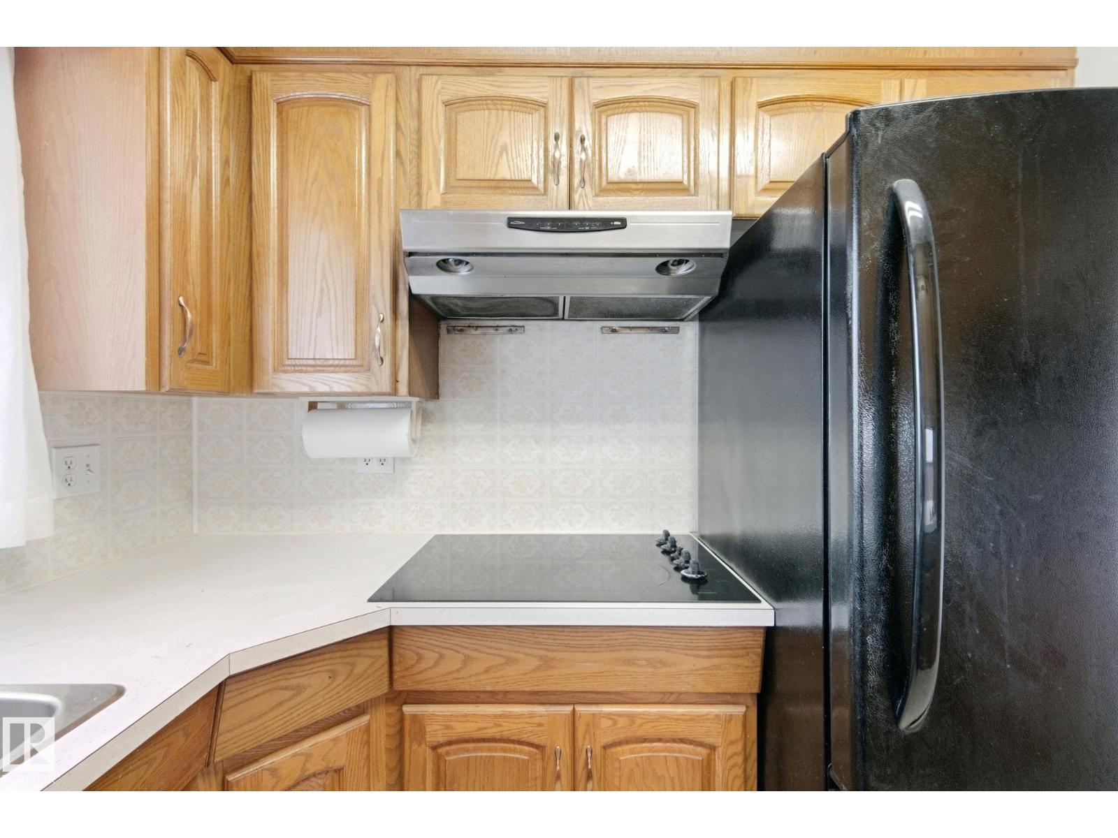 8424 70 St Nw Property Photo 21