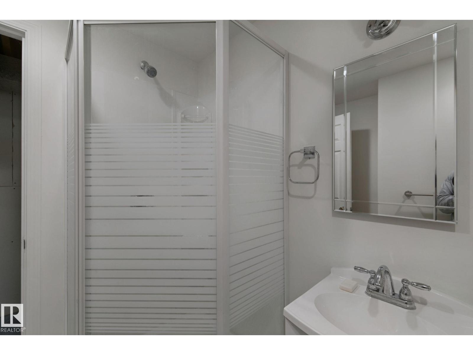 8424 70 St Nw Property Photo 55