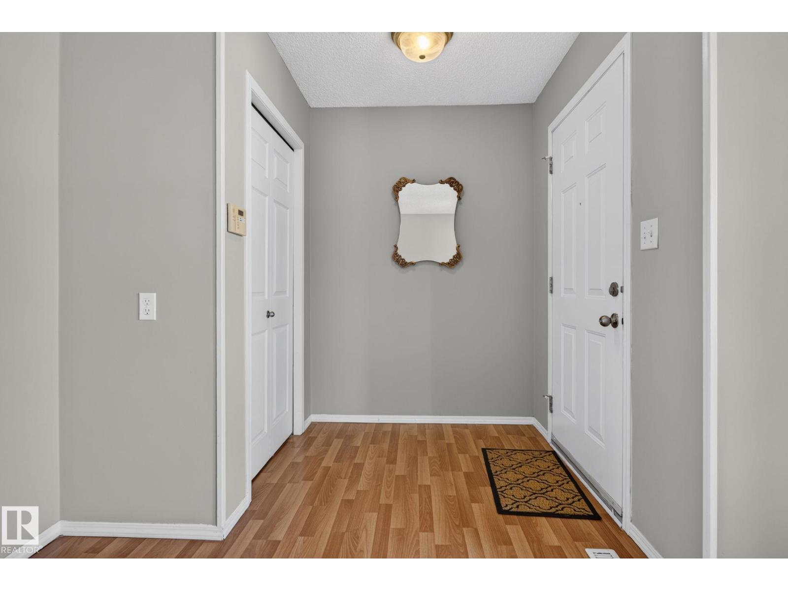 8923 173 Av Nw Property Photo 7