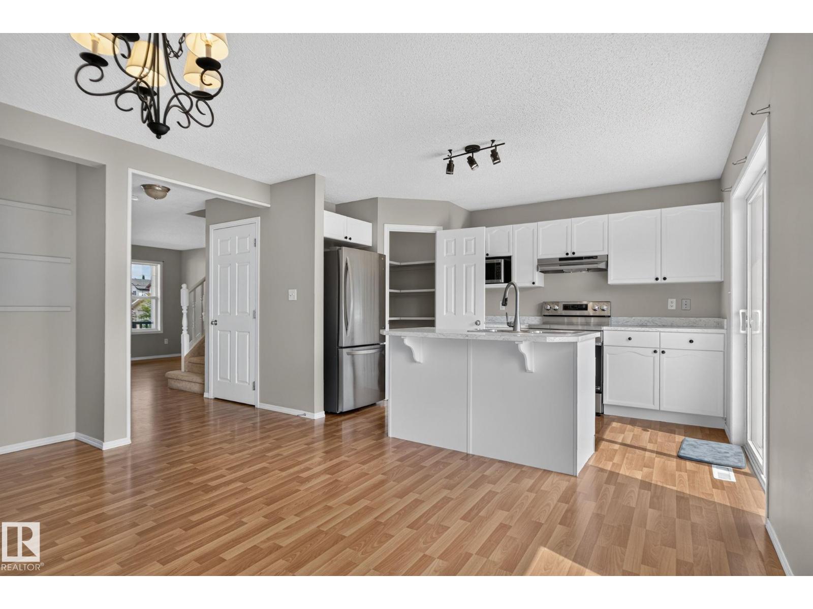 8923 173 Av Nw Property Photo 19