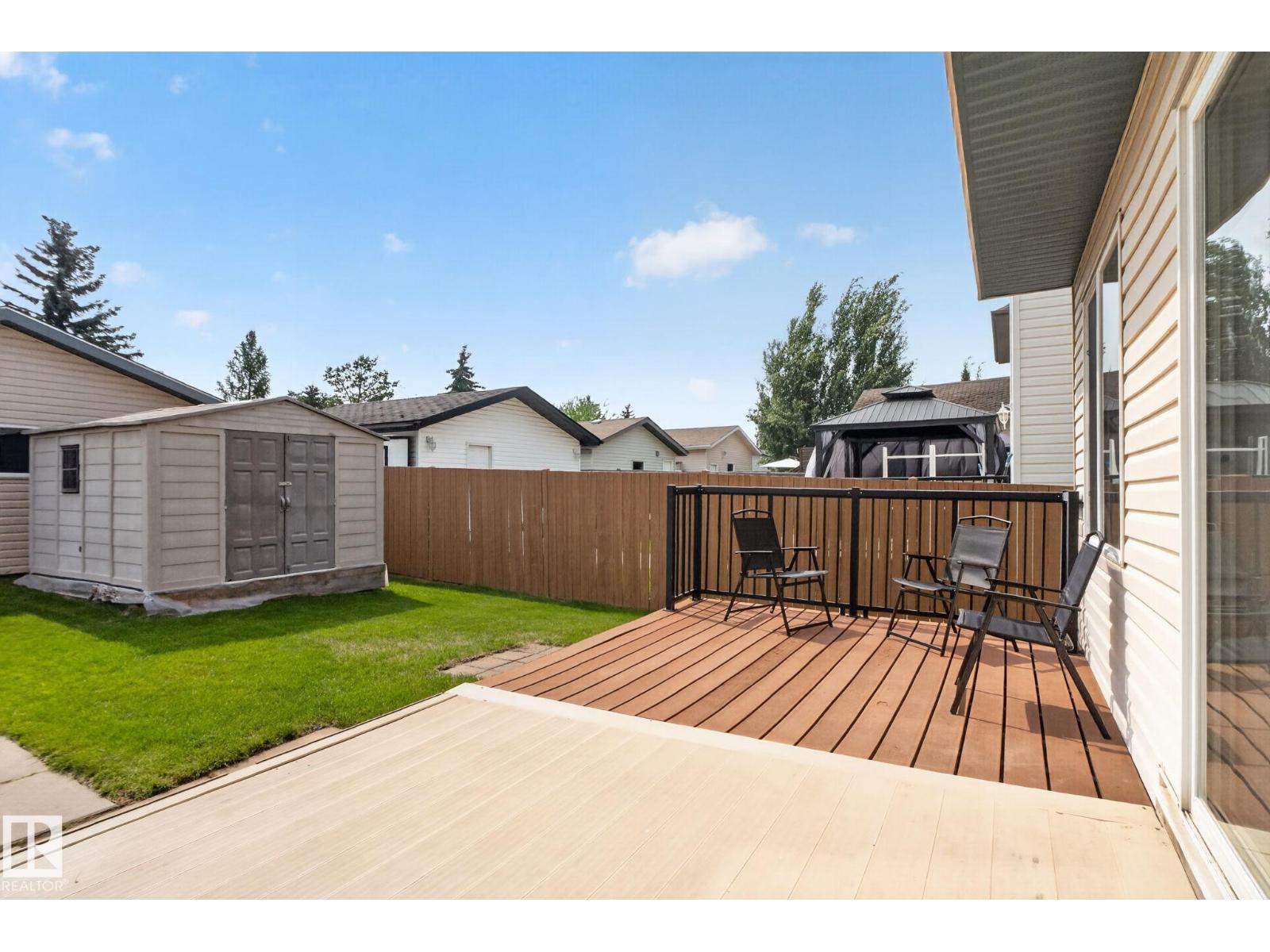 8923 173 Av Nw Property Photo 22