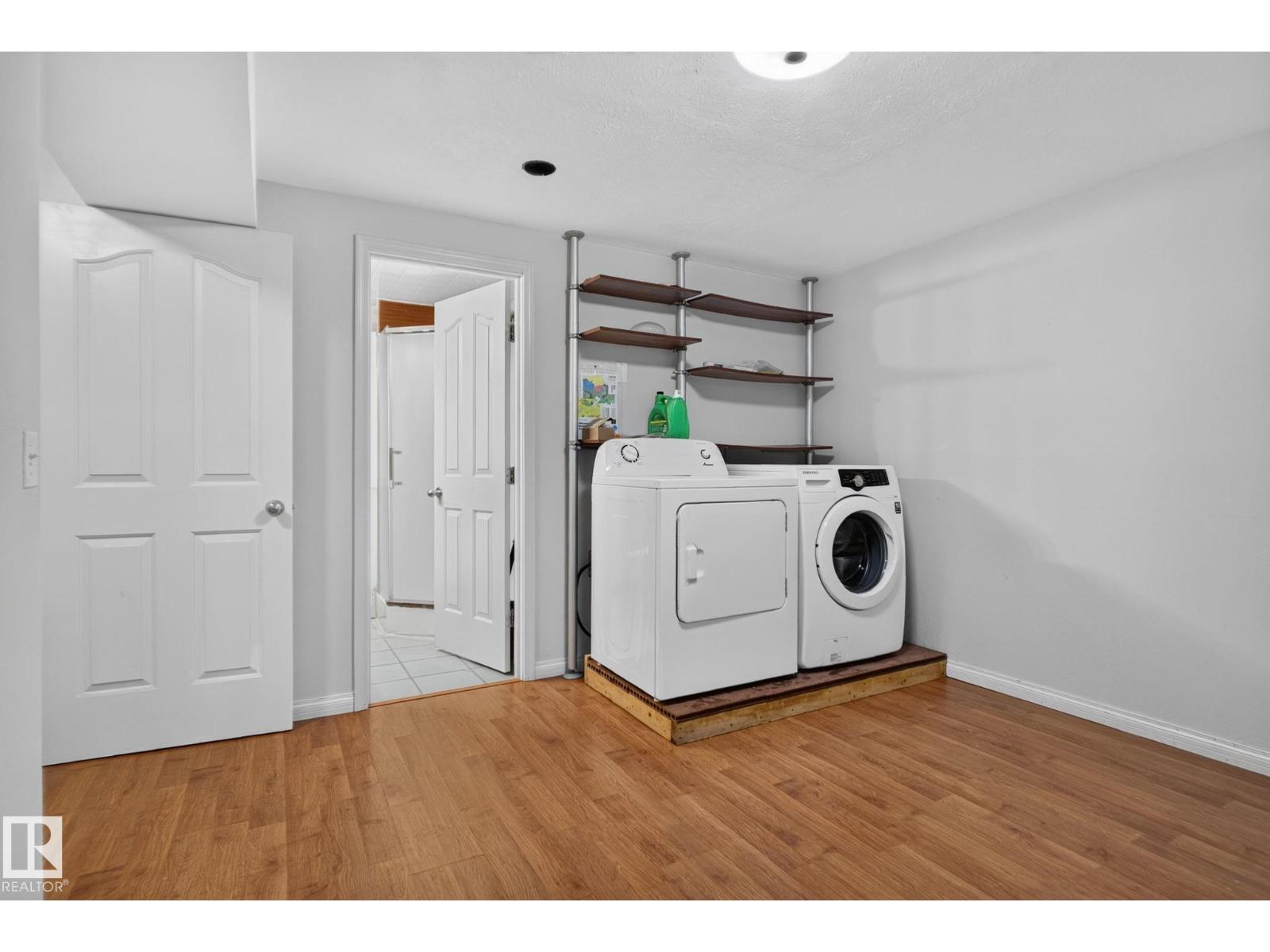 8923 173 Av Nw Property Photo 51