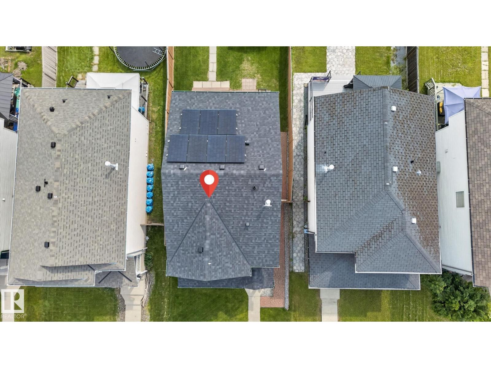 8923 173 Av Nw Property Photo 58