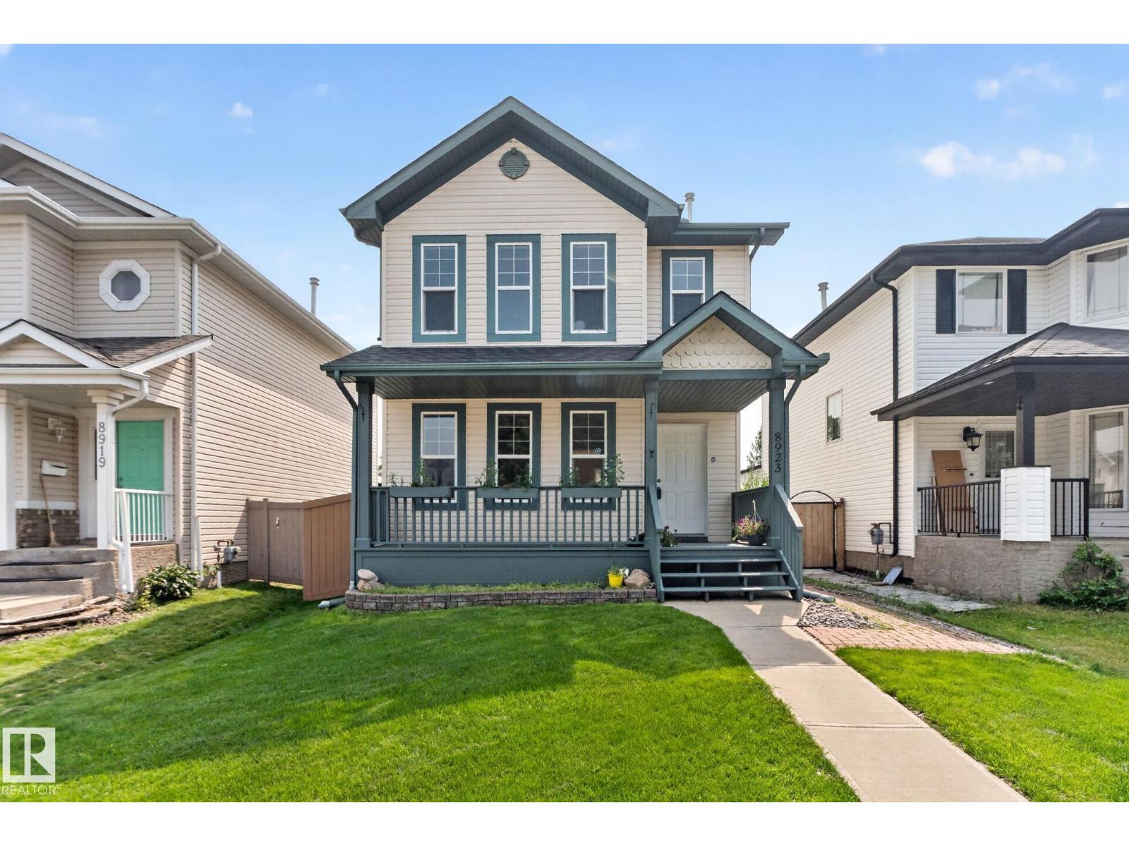 8923 173 Av Nw Property Photo 59