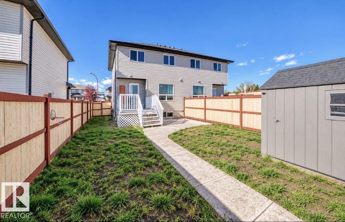 447 Songhurst Pl Property Photo 4