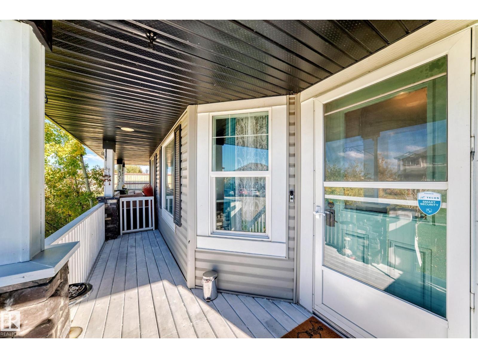 447 Songhurst Pl Property Photo 7