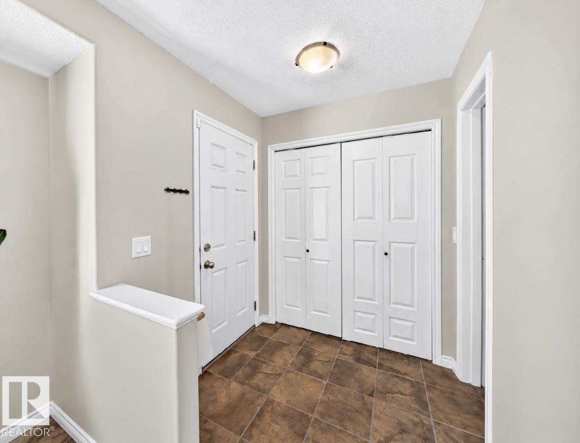447 Songhurst Pl Property Photo 9