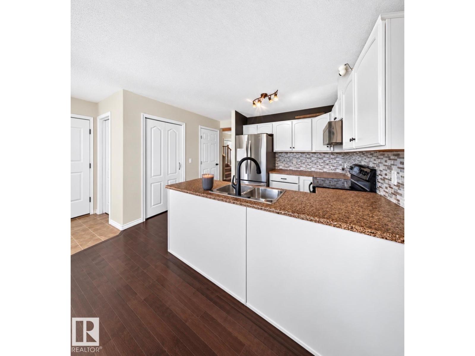 447 Songhurst Pl Property Photo 11