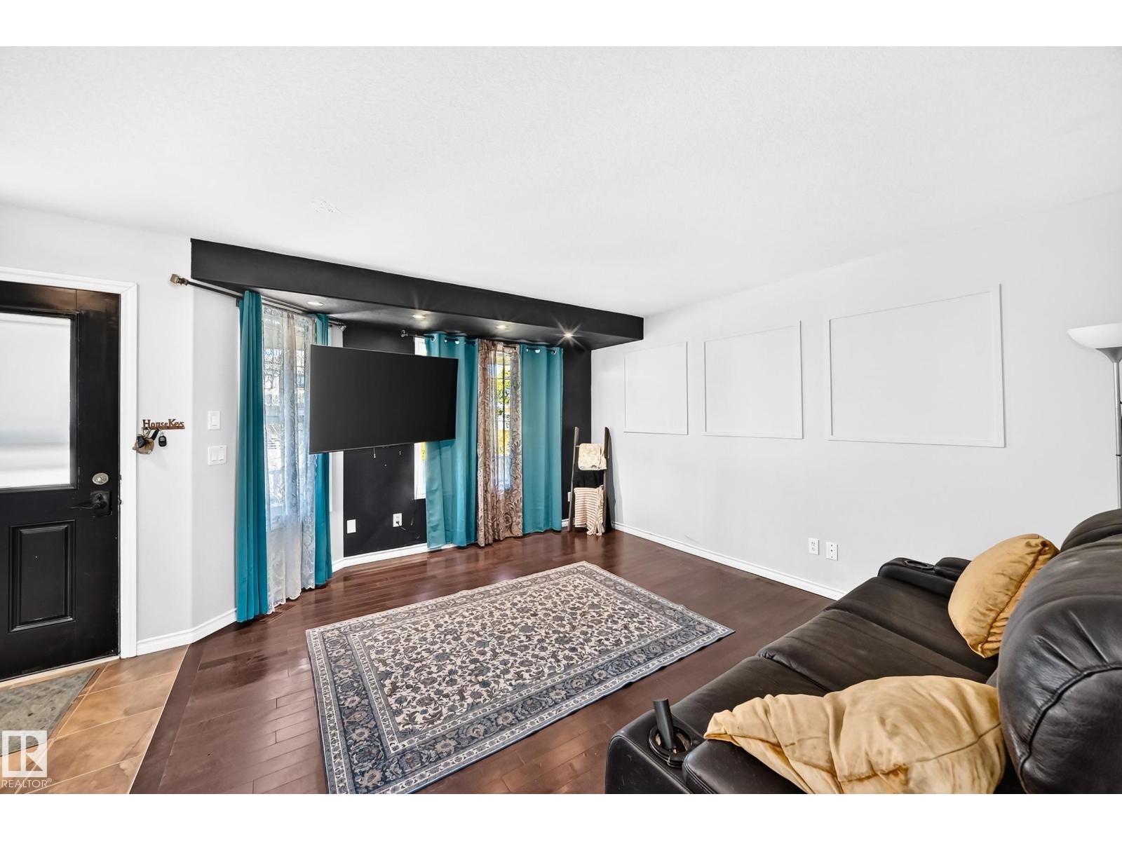 447 Songhurst Pl Property Photo 18