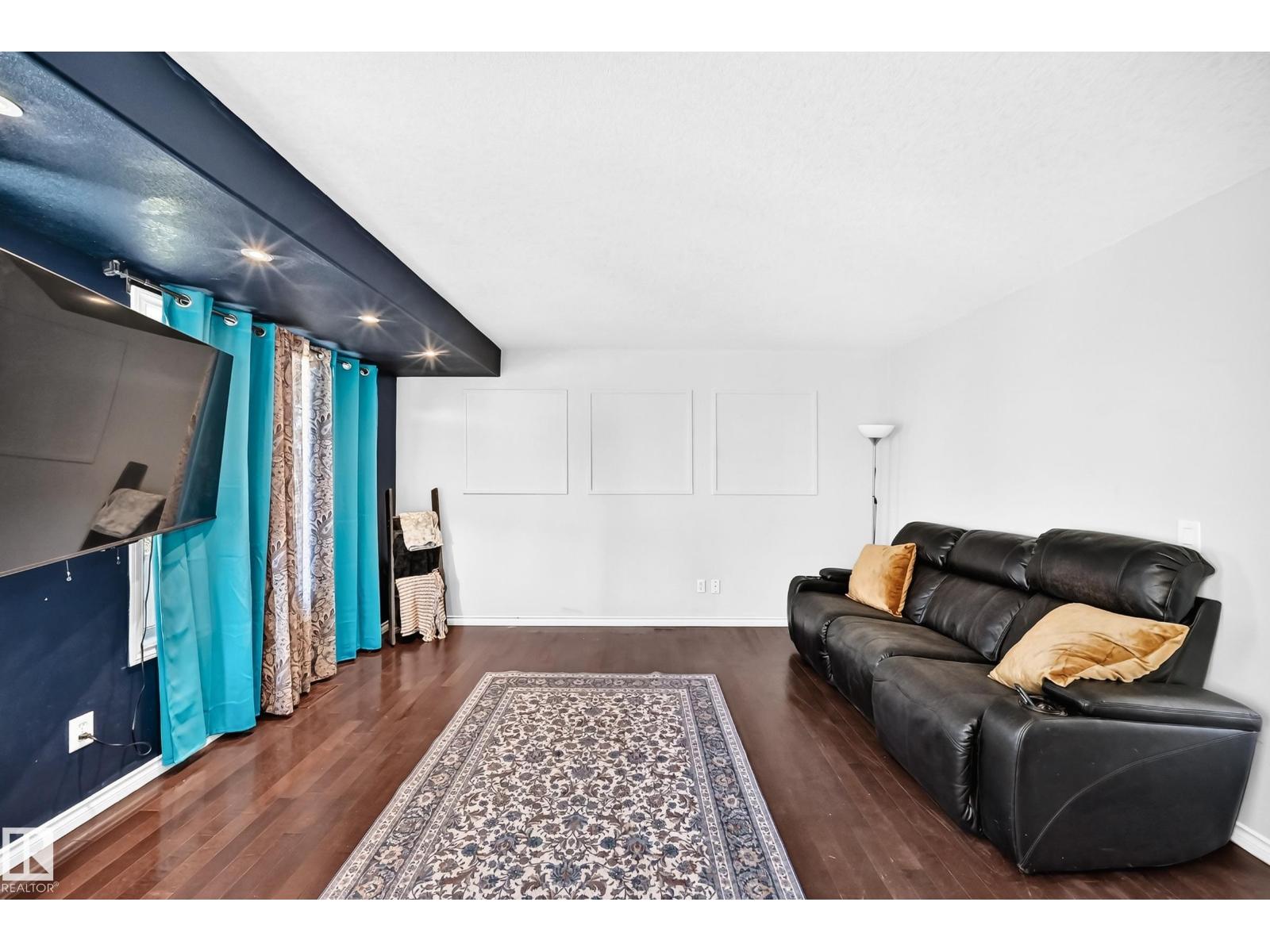 447 Songhurst Pl Property Photo 22
