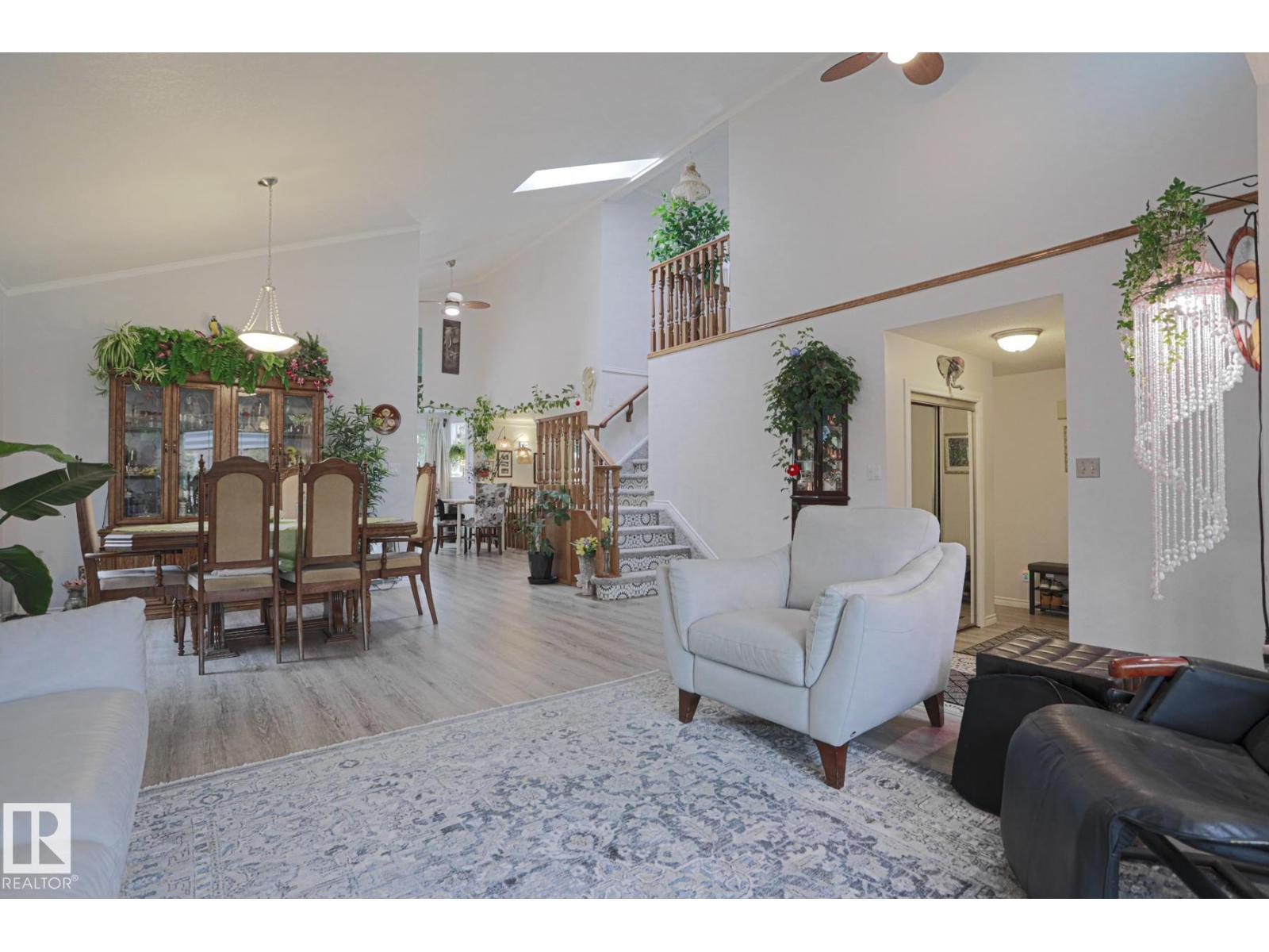 4424 124 Av Nw Property Photo 3