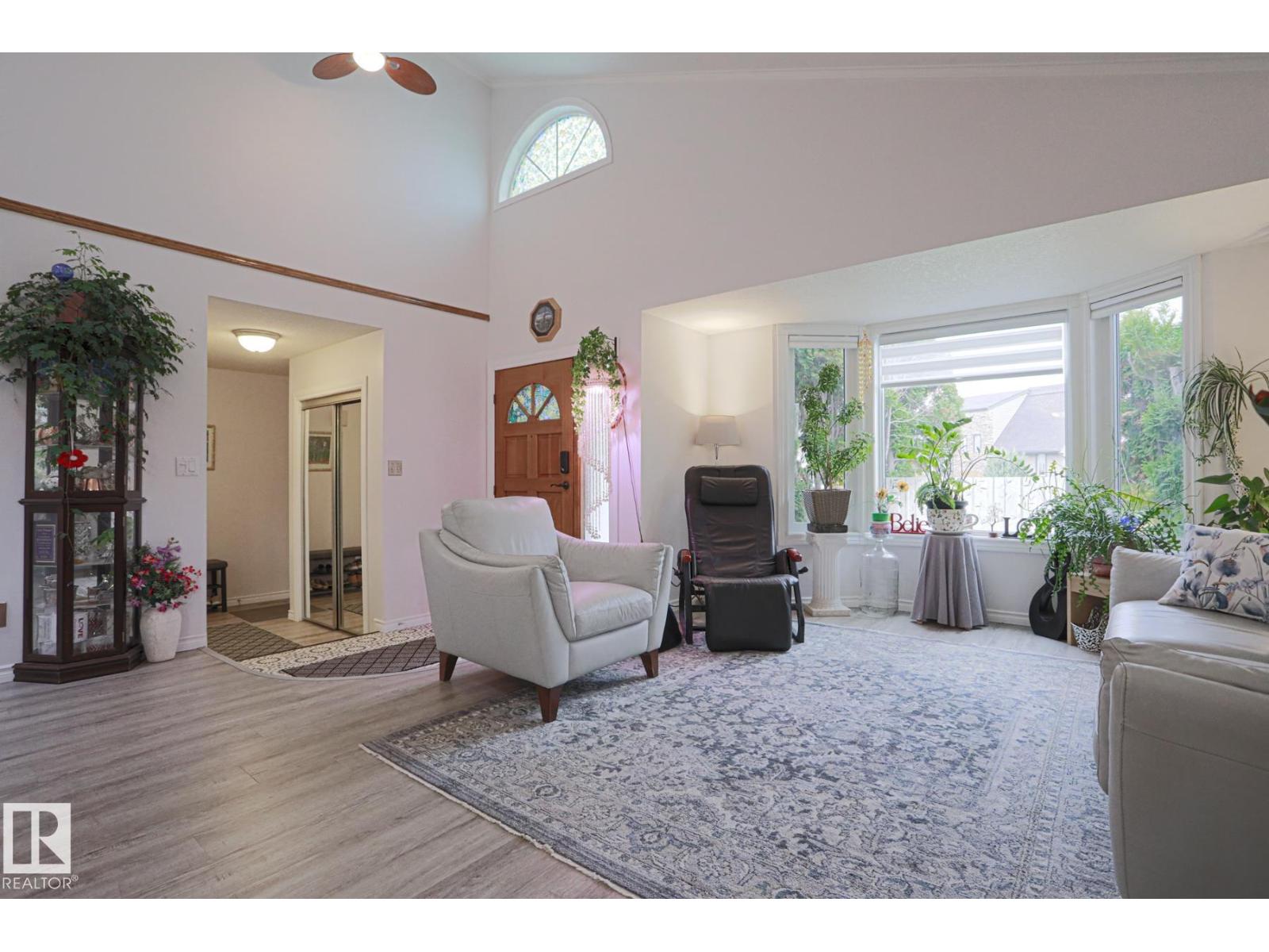 4424 124 Av Nw Property Photo 9