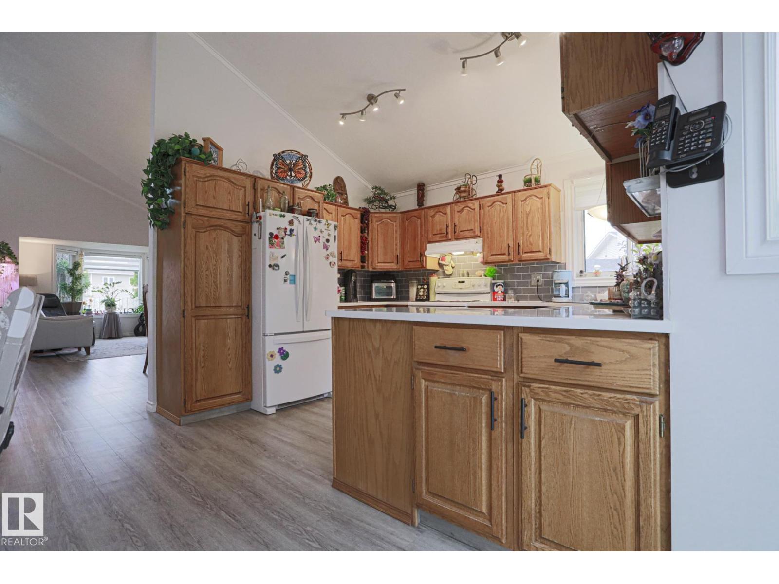4424 124 Av Nw Property Photo 16