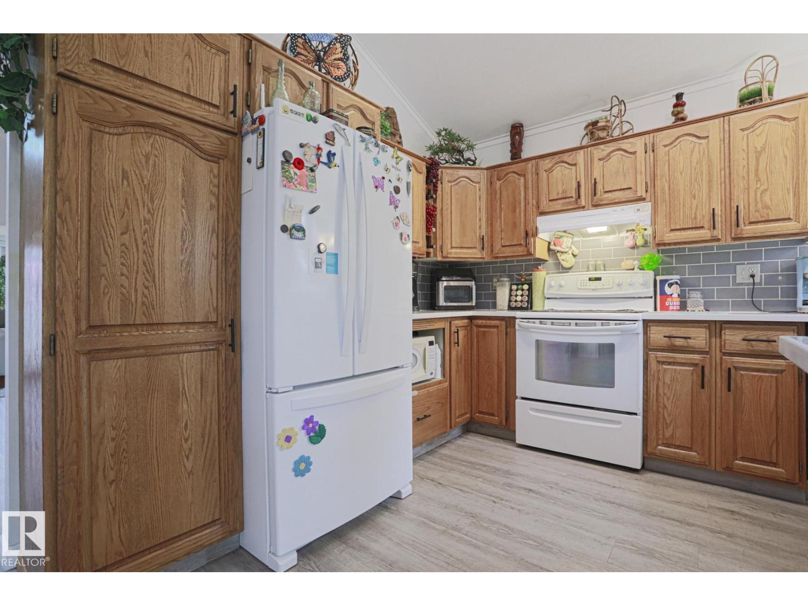 4424 124 Av Nw Property Photo 17