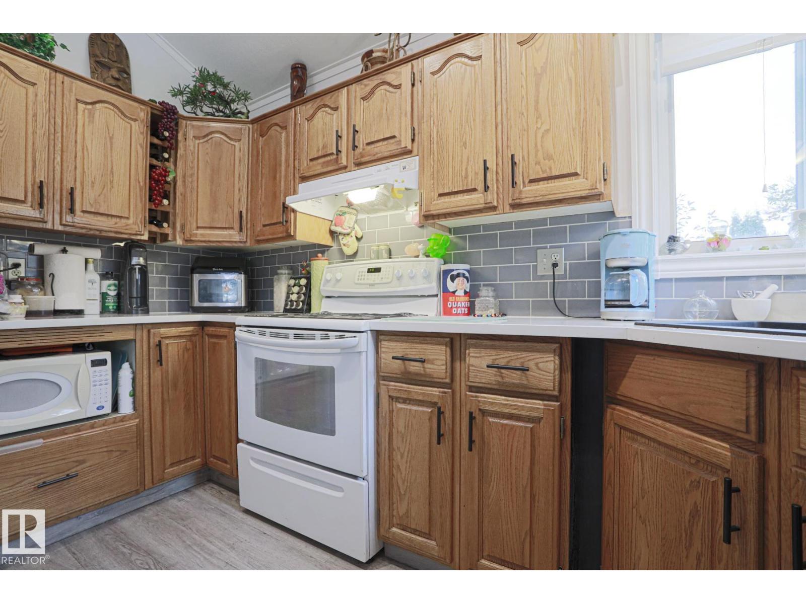 4424 124 Av Nw Property Photo 18