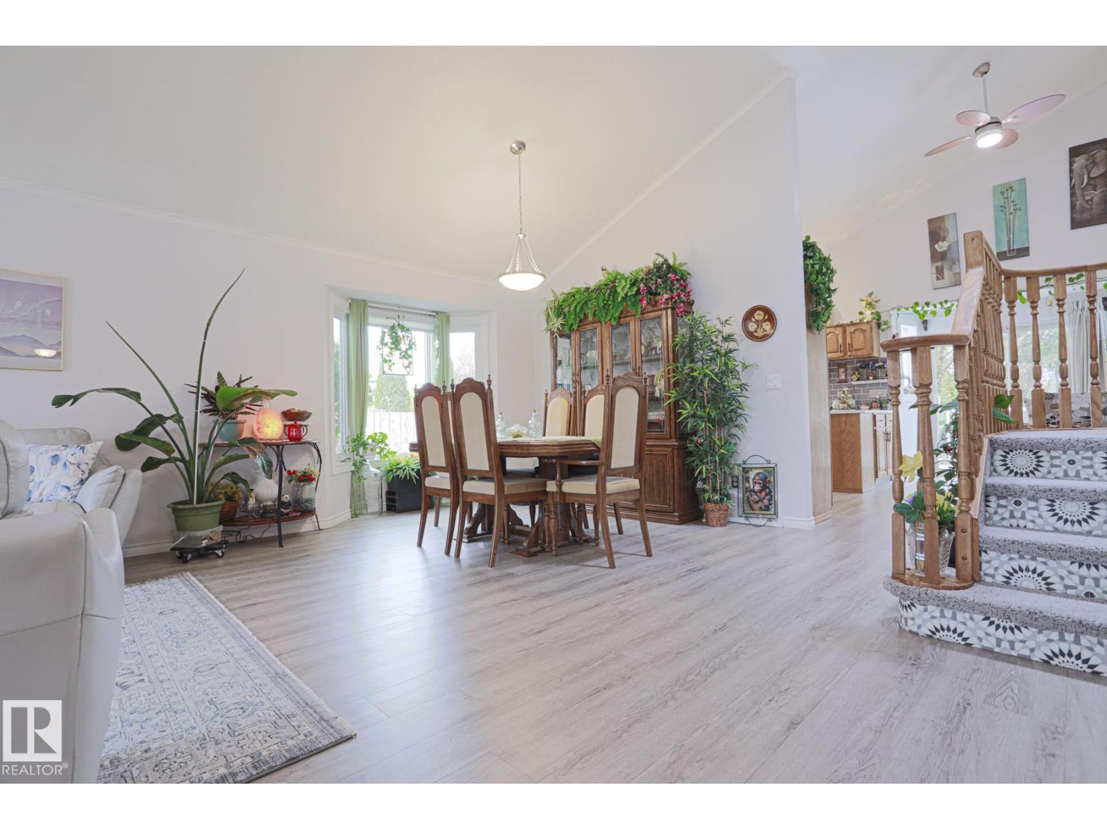 4424 124 Av Nw Property Photo 22