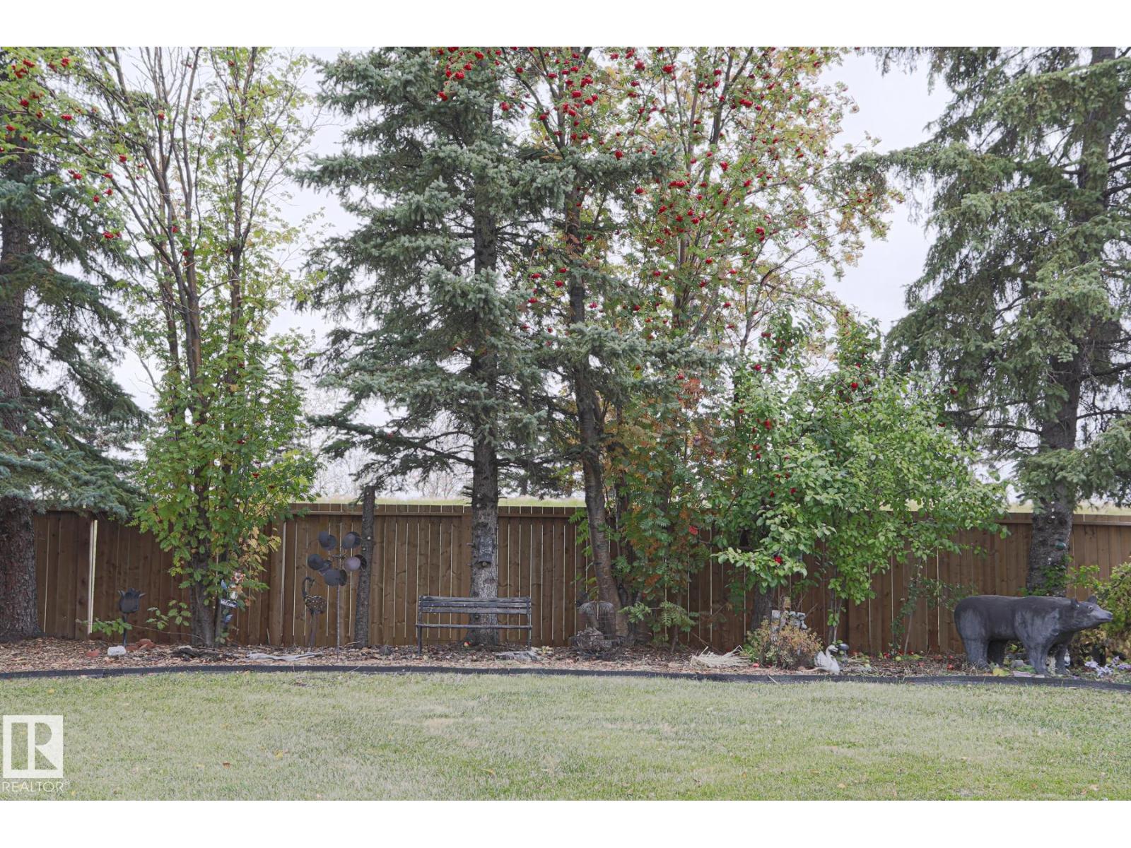 4424 124 Av Nw Property Photo 45