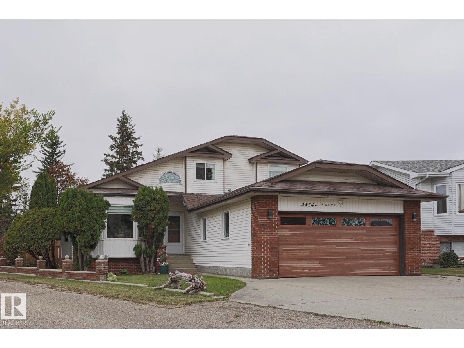 4424 124 Av Nw Property Photo 51